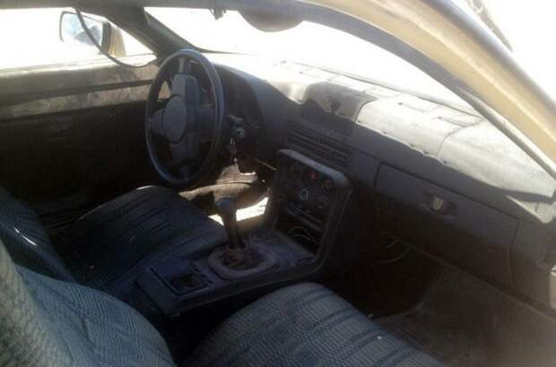 В Казахстане на утилизацию сдали Porsche 924 1985 года выпуска В Казахстане на утилизацию сдали Porsche 924 1985 года выпуска