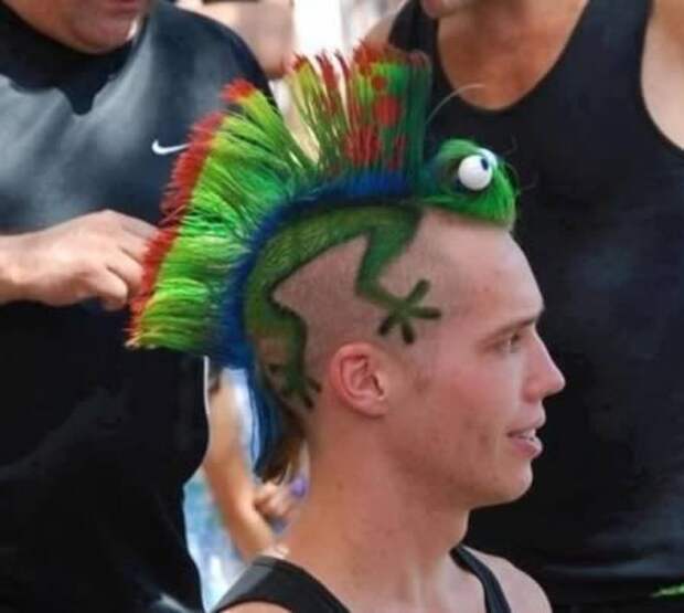 Необычные татуировки из волос Необычные татуировки из волос