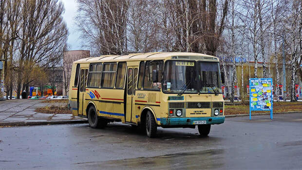 На Украине сгорел до тла автобус, в котором находились два десятка детей