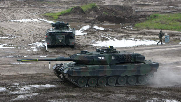 Немецкий танк Leopard 2. Архивное фото Немецкий танк Leopard 2. Архивное фото