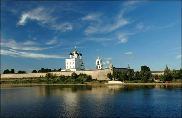 Псков - один из старейших и красивейших городов России. псков, россия, фотография