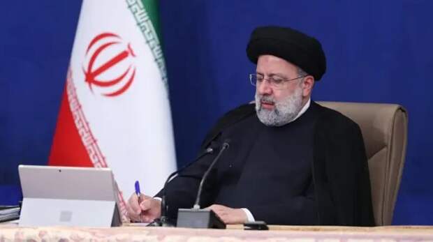 Духовный лидер Ирана после ситуации с пропажей вертолёта президента Раиси: Нация