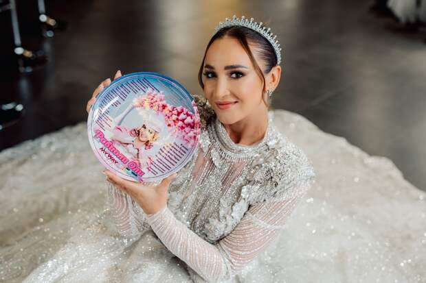 Пробуем «Равиоли Оли»: в кинотеатрах выходит фильм о том, как Бузова «пельменной королевой» стала