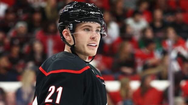 Никишин установил рекорд «Каролины» среди защитников-новичков в XXI веке