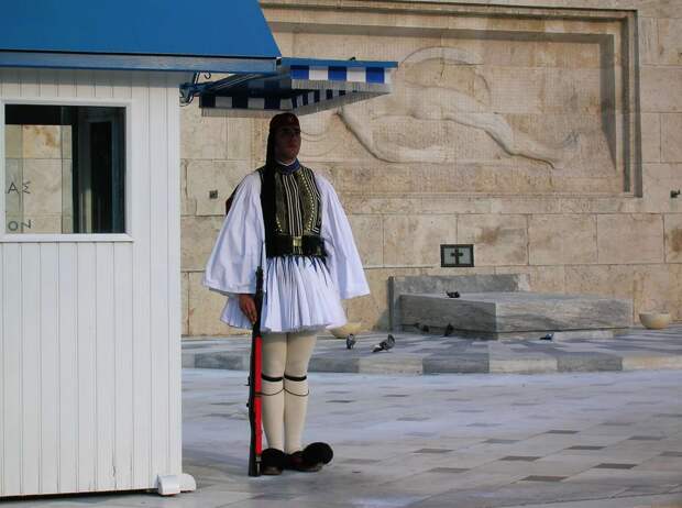 Отзвуки древних традиций: Эвзоны - греческая Президентская Гвардия (26)