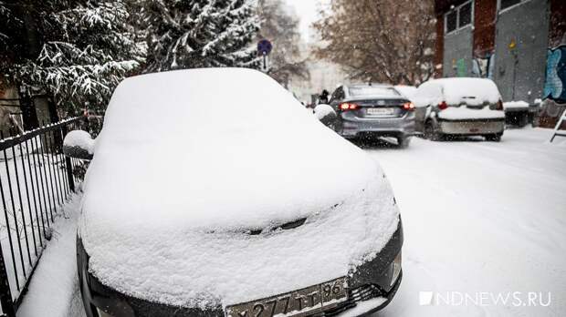 Депутат предложил эвакуировать машины, которые мешают уборке снега