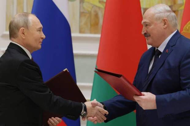 Путин и Лукашенко обменялись поздравлениями: Союзное государство отмечает 30-летие интеграции
