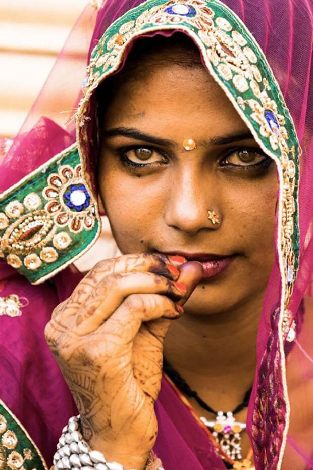 Eyes-are-windows-of-the-soul8__880