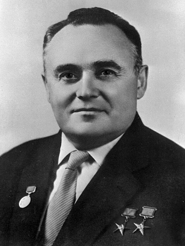 Во Время Холодной Войны Сергей Королев манипулировал Советским Союзом. \ Фото: de.rbth.com. Во Время Холодной Войны Сергей Королев манипулировал Советским Союзом. \ Фото: de.rbth.com.
