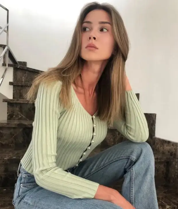 "Мне сожгли": Анна Заворотнюк пережила неудачную процедуру в салоне красоты