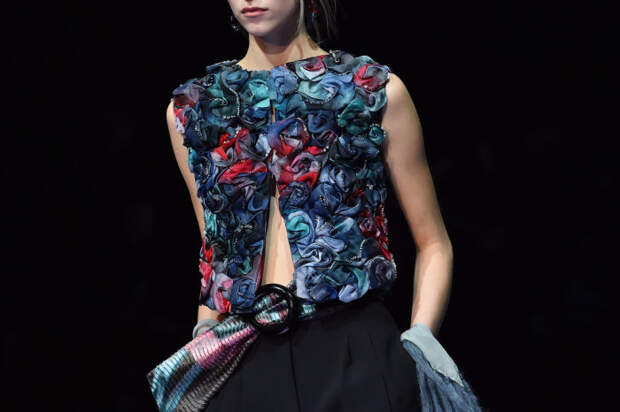Giorgio Armani Fall 2015.