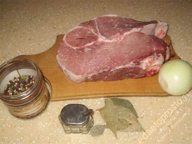 Ингредиенты для жаркого. пошаговое фото этапа приготовления драников с мясом