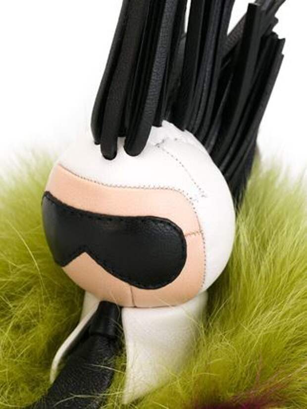 "MINI KARLITO"