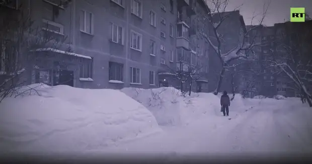 «Подбегали люди в гражданском и засвечивали плёнки»: в 1976 году самолёт протаранил жилой дом в Новосибирске