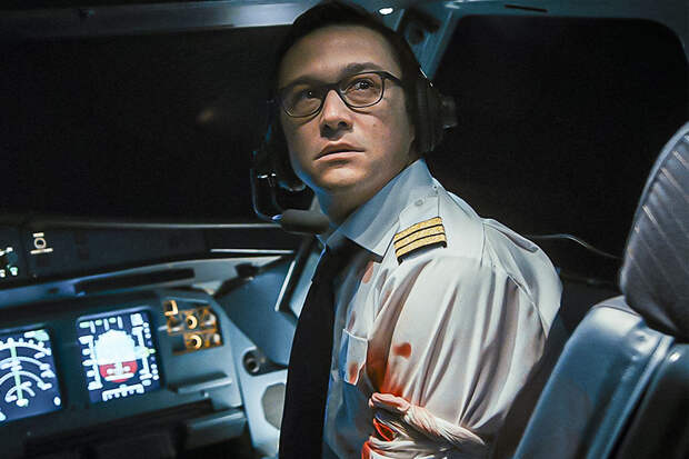 «Озверевшие террористы ломали дверь» 25 лет назад семья чеченцев захватила российский самолет. Как спецназ спасал ее заложников?