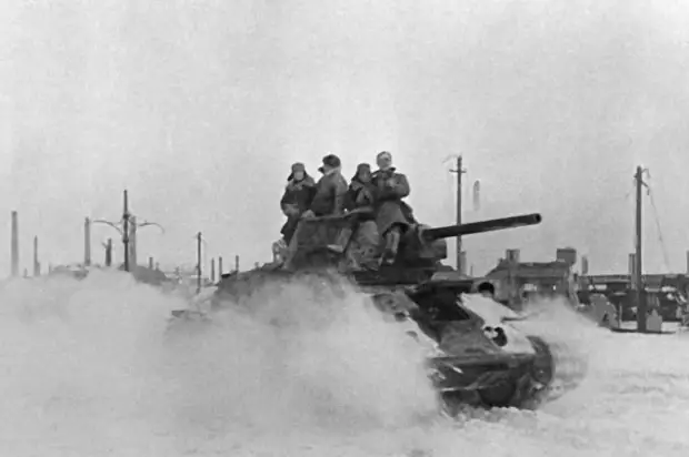 Танковый прорыв РККА и окружение в Донбассе. Дебют "тигров" на Миус-фронте 1943