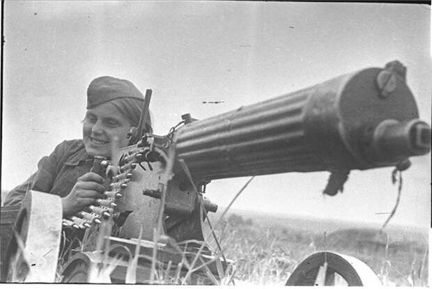 Редкие фотографии Великой Отечественной войны (49 фото)