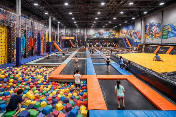 Батутным центрам в России грозит полный запрет