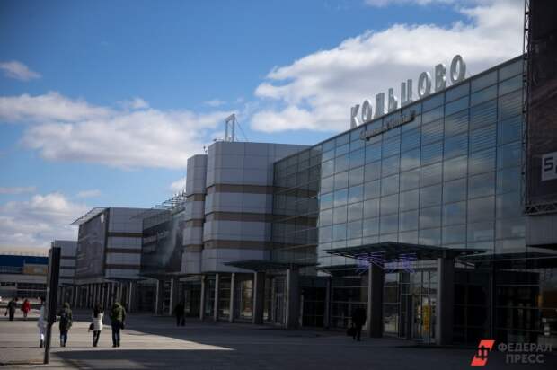 Стендапера Нурлана Сабурова хотели задержать в Екатеринбурге