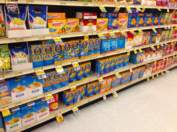Kraft Macaroni and Cheese dinner box