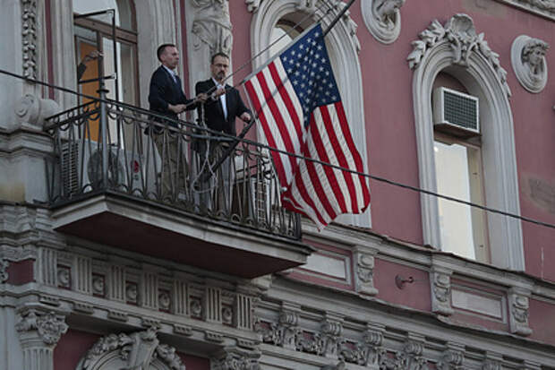 В США призвали выработать более миролюбивую политику по отношению к России