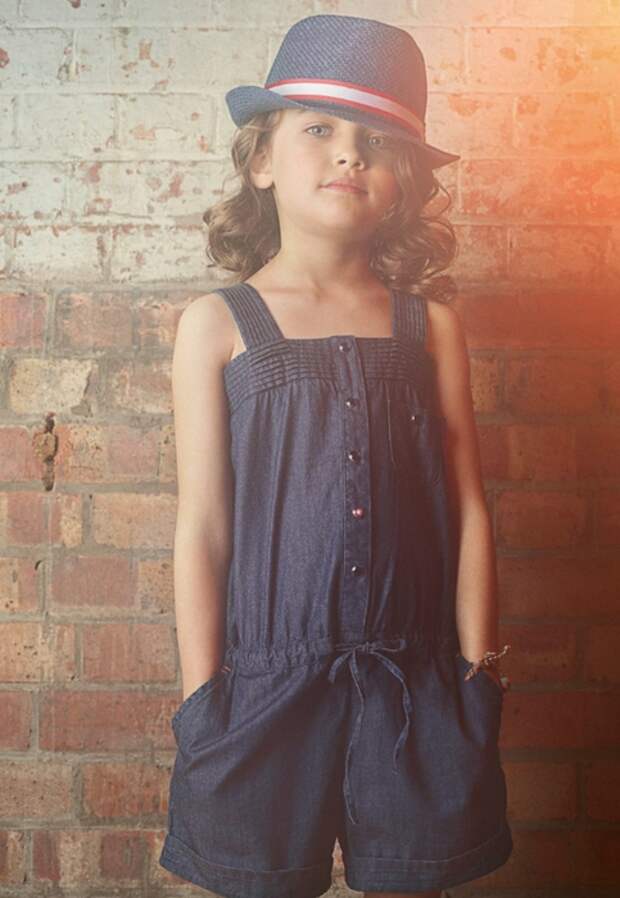Paul-Smith-Junior-spring-2013-soft-denim-playsuit-and-a-cheeky-trilby-for-kidswear (483x700, 230Kb)