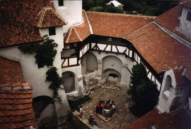 Купить замок графа Дракулы Купить замок графа Дракулы архитектура, дракула, замок