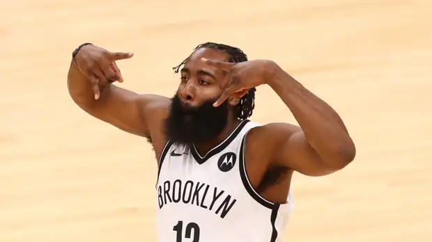 Дабл-дабл Хардена помог «Бруклину» победить «Финикс» в НБА