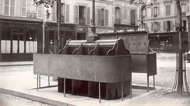 Как выглядели уличные туалеты в XIX веке на примере Парижа (много фото)