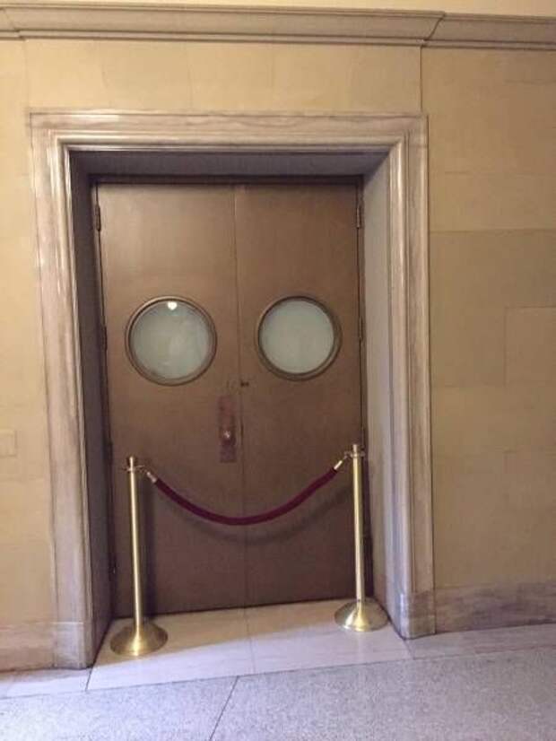 Они следят за тобой