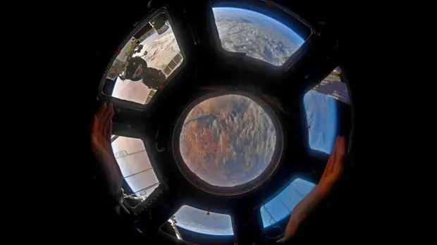 Грузовой корабль «Прогресс МС-08» отстыковался от МКС