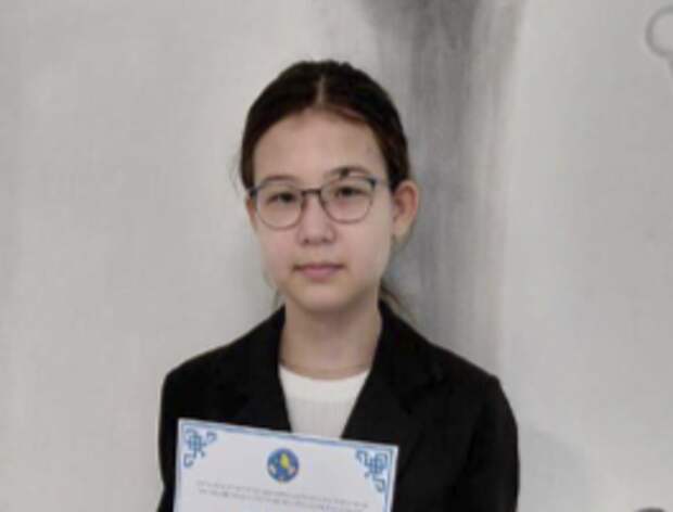 Калмыцкая школьница победила в международном конкурсе двуязычных эссе