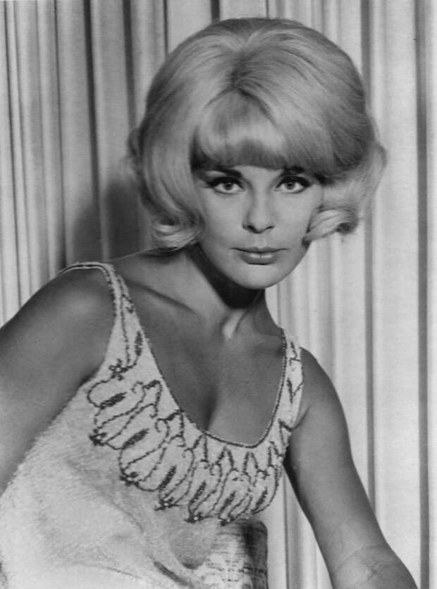 Elke Sommer Elke Sommer
