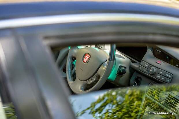 Парад ретро автомобилей в Минске Парад ретро автомобилей в Минске авто, встреча, минск, олдтаймер, ретро автомобили