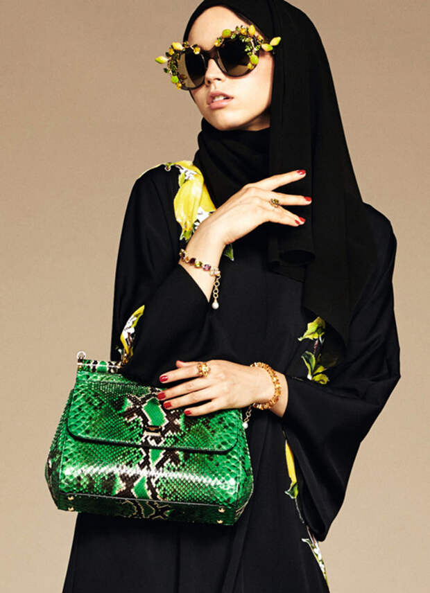 Принты с лимонами.The Dolce & Gabbana Abaya Collection.