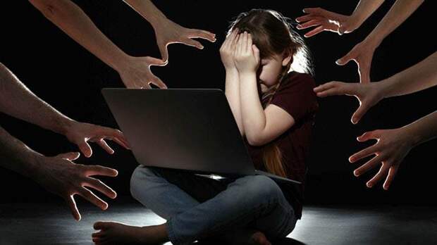 Пособия по людоедству для детей: По русским ударили бумажной спецоперацией Пособия по людоедству для детей: По русским ударили бумажной спецоперацией