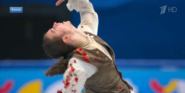 Петр Гуменник вернулся в Петербург после Олимпийских игр