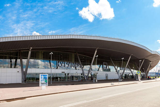 В аэропорту Самары эвакуировали пассажиров и персонал из-за ракетной опасности