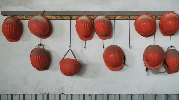 Шесть человек погибли в результате ЧП на шахте в Кемеровской области