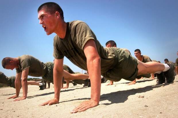 Marines_do_pushups-610x405