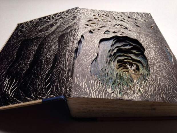 художественная резьба по книгам 