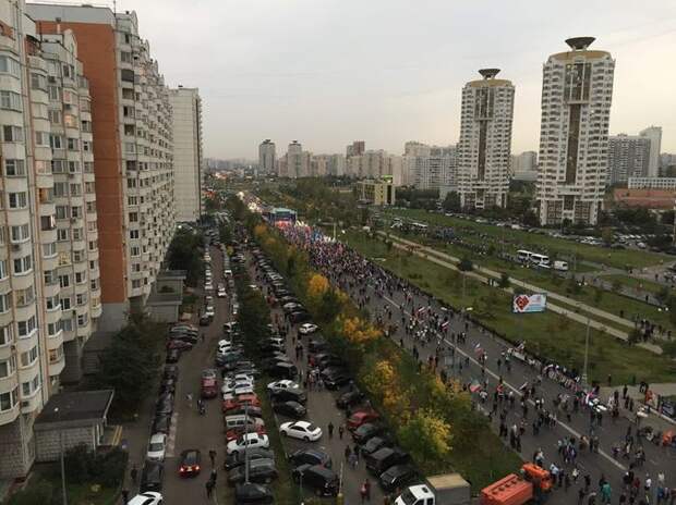«Следующая акция оппозиции пройдет по Скайпу»: хроника митинга в Марьино