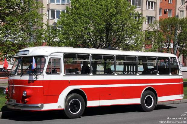 Парад ретро-техники в Санкт-Петербурге авто, общественный транспорт, парад, ретро автомобили
