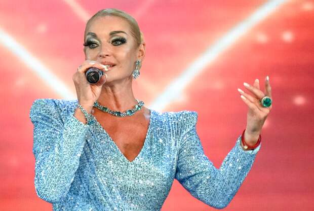 Волочкова обвинила журналистку в подставе за унизительный эфир о ней