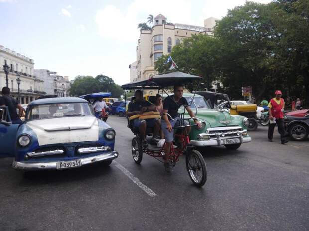 Автомобили на Кубе авто, ретро авто, олдтаймер, куба