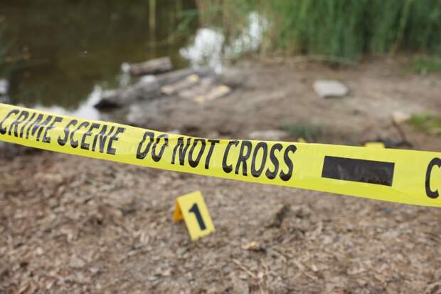 Найденного в озере мужчину в двух джинсах идентифицировали спустя 34 года