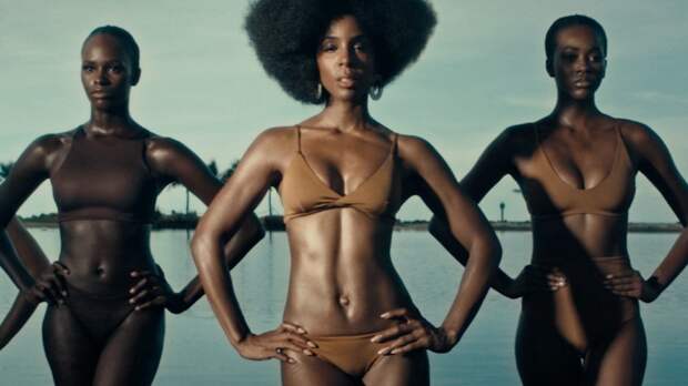 Kelly Rowland вернулась с клипом «COFFEE»