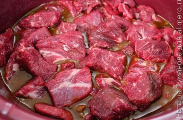 БЕФСТРОГАНОВ С МАКАРОНАМИ БЕФСТРОГАНОВ С МАКАРОНАМИ