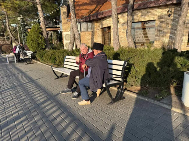 Срочно проверьте карту: с апреля пенсионерам капают деньги с тремя нулями — но не все об этом знают