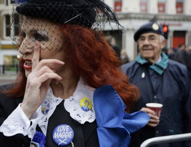 http://www.novilist.hr/var/novilist/storage/images/_aliases/fb_friendly_img/vijesti/svijet/oprostaj-od-margaret-thatcher-pogreb-vrijedan-8-milijuna-funti-podijelio-britance/2626316-1-cro-HR/Oprostaj-od-Margaret-Thatcher-Pogreb-vrijedan-8-milijuna-funti-podijelio-Britance.jpg